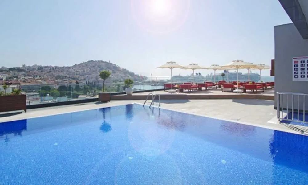 Ilayda Avantgarde Hotel Κουσάντασι
